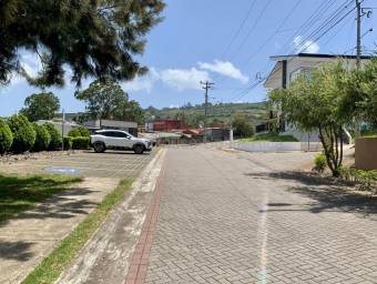 Venta de Lote en Condominio Rivera del Irazú-San Nicolás, Cartago.