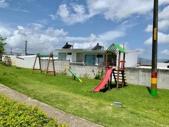 Venta de Lote en Condominio Rivera del Irazú-San Nicolás, Cartago.