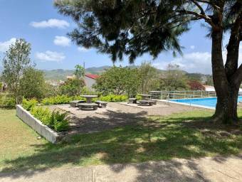 Venta de Lote en Condominio Rivera del Irazú-San Nicolás, Cartago.
