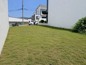 Venta de Lote en Condominio Rivera del Irazú-San Nicolás, Cartago.