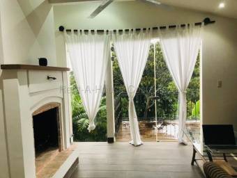 Alquiler de Casa en Santa Bárbara de Heredia. RAH 27-17