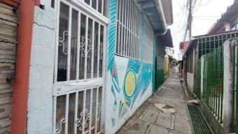 Venta de Casa en Hatillo 5, San José. RAH 27-19