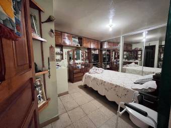 Venta  Casa de 2 niveles con dos viviendas en San Pablo de Heredia #27-42 GS