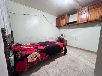 Venta  Casa de 2 niveles con dos viviendas en San Pablo de Heredia #27-42 GS