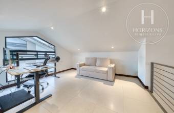 Casa en Venta en Condominio La Estefana en Sabanilla 3 Habitaciones más Mezzanine nja1409d