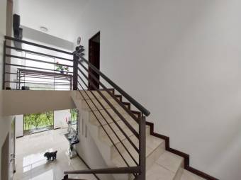 Venta de Casa en La Guácima de Alajuela. RAH 26-723
