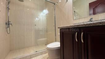 Alquiler de Apartamento AMUEBLADO en Escazú-San Rafael. RAH 27-32