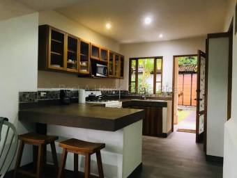 Alquiler de Casa en Santa Bárbara de Heredia. RAH 27-17