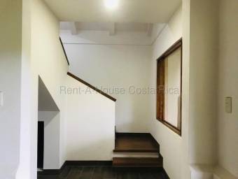 Alquiler de Casa en Santa Bárbara de Heredia. RAH 27-17