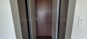 Venta de Apartamento en ULLOA-Heredia. RAH 27-25