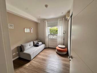 Se vende apartamento en San Rafael Escazú 27-53 Se vende apartamento en San Rafael Escazú 27-53