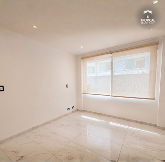 Casa Moderna en Alquiler con 3 Habitaciones en Suite en Santa Ana