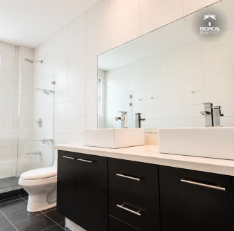 Casa Moderna en Alquiler con 3 Habitaciones en Suite en Santa Ana