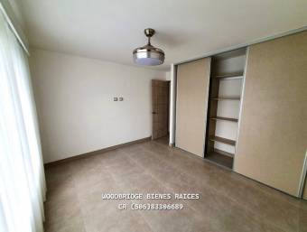 Casa en alquiler Escazú Guachipelín $2.700/ en condominio
