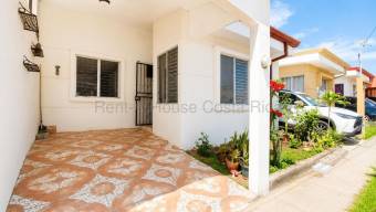 Venta de Casa en Agua Caliente, Cartago. RAH 26-2270