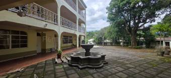 Venta de Magnifico Edificio en Santa Ana / Mls. 26-1501 OFC JB