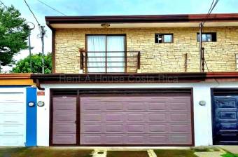 Venta de Casa en Residencial Monserrat - Concepción de Tres Ríos. RAH 27-76