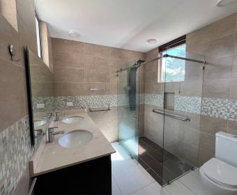 Penthouse for sale in Vereda del Río Condominium, Santa Ana, San José. Bank-owned property. Penthouse for sale in Vereda del Río Condominium, Santa Ana, San José. Bank-owned property.