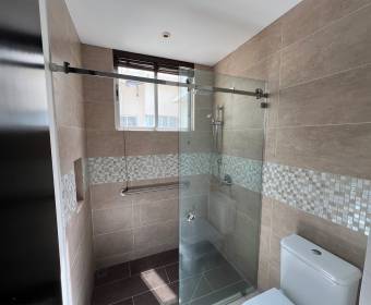 Penthouse for sale in Vereda del Río Condominium, Santa Ana, San José. Bank-owned property. Penthouse for sale in Vereda del Río Condominium, Santa Ana, San José. Bank-owned property.