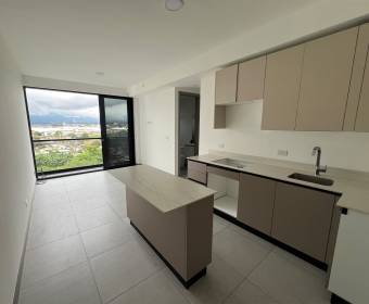 Apartamento de 1 habitación a la venta en condominio Núcleo Sabana. Bien adjudicado bancario