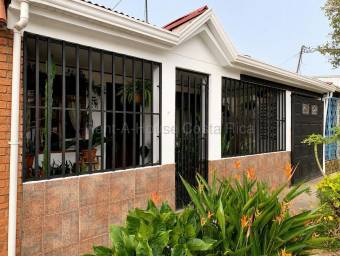 Venta  Hermosa casa con oficina y excelentes acabados en Paraíso de Cartago #26-2280 GS