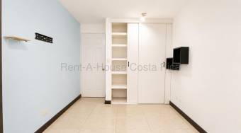 Venta  Casa en condominio con mezzanine y seguridad en Agua Caliente de Cartago #26-2270 GS