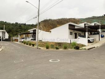 Venta de Lote en Cartago-Agua Caliente. RAH 26-2043