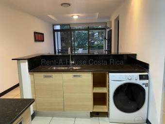 Alquiler de Apartamento Amueblado en Santa Ana. RAH 27-50
