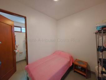 Venta de Casa en Montes de Oca-San Pedro. 