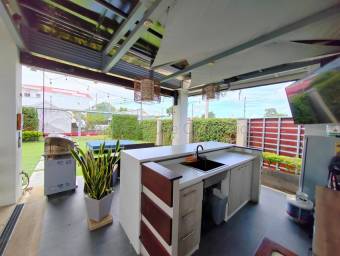 Venta de Casa en Montes de Oca-San Pedro. 