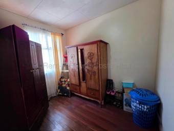Venta de Casa Independiente en San Rafael de Oreamuno, Cartago. RAH 27-40