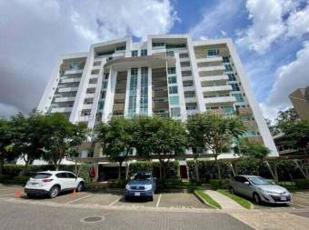 Se alquila apartamento en Ulloa Heredia 27-80