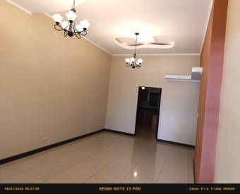 Bella Casa en el Condominio Lomas de Montes de Oca