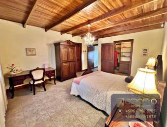 EXCLUSIVA RESIDENCIA CON AMPLIO TERRENO Y POTENCIAL SAN RAFAEL, HEREDIA #40505acmm