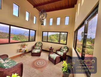 EXCLUSIVA RESIDENCIA CON AMPLIO TERRENO Y POTENCIAL SAN RAFAEL, HEREDIA #40505acmm