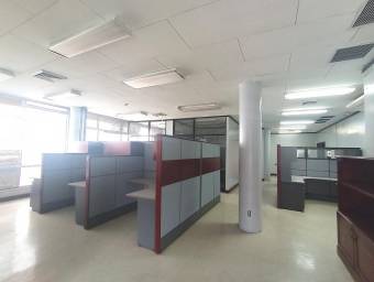 Alquiler de Edificio Comercial con Mobiliario en El Centro de San José. RAH 26-716