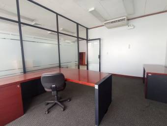 Alquiler de Edificio Comercial con Mobiliario en El Centro de San José. RAH 26-716
