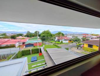 Venta de Casa en Montes de Oca-San Pedro. RAH 27-71