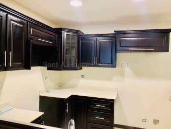 Venta de Casa con 2 Apartamentos en San Diego, La Unión. RAH 27-78