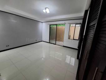 Venta de Casa en Residencial Monserrat - Concepción de Tres Ríos. RAH 27-76 REBAJADO