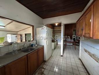 Venta de Confortable Casa en Santa Ana / Mls. 26-1477 OFC JB