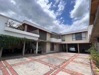 Se alquila apartamento en San Pedro Montes de Oca 25-1627