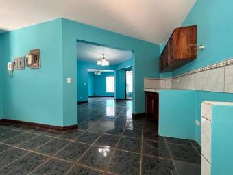 Venta de Casa en Santo Domingo, Heredia. RAH 24-659