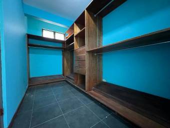 Venta de Casa en Santo Domingo, Heredia. RAH 24-659