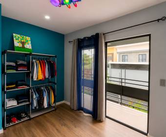 Casa moderna de 2 plantas en venta en San Pablo de Barva, Heredia Casa moderna de 2 plantas en venta en San Pablo de Barva, Heredia