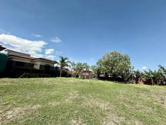 Se vende lote en La Ribera Belén 26-334