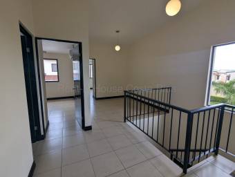 Venta  Casa de 3 habitaciones en condominio en Santa Ana #26-2080 GS