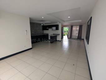 Venta  Casa de 3 habitaciones en condominio en Santa Ana #26-2080 GS