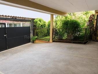 Alquiler de Casa en San Rafael de Escazú. RAH 27-105