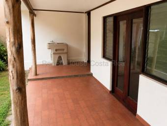 Alquiler de Casa en San Rafael de Escazú. RAH 27-105